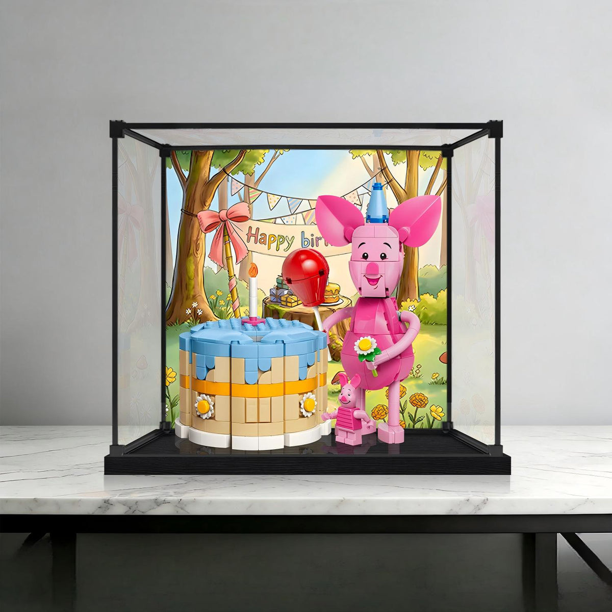 LEGO 43305 Piglet's Birthday Fun Spejl Akryl Display Case med Ringlys & UV-trykt Baggrund - Støvtæt Udstillingsvitrine