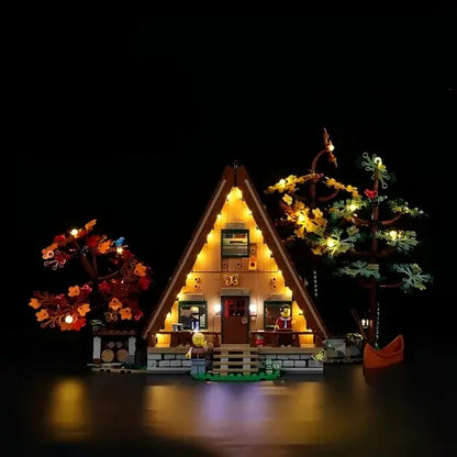 LEGO 21338 A-Rahmen-Hütte Acryl-Vitrinen-Display mit Ringlicht & UV-bedrucktem Hintergrund – Staubgeschützte Vitrine