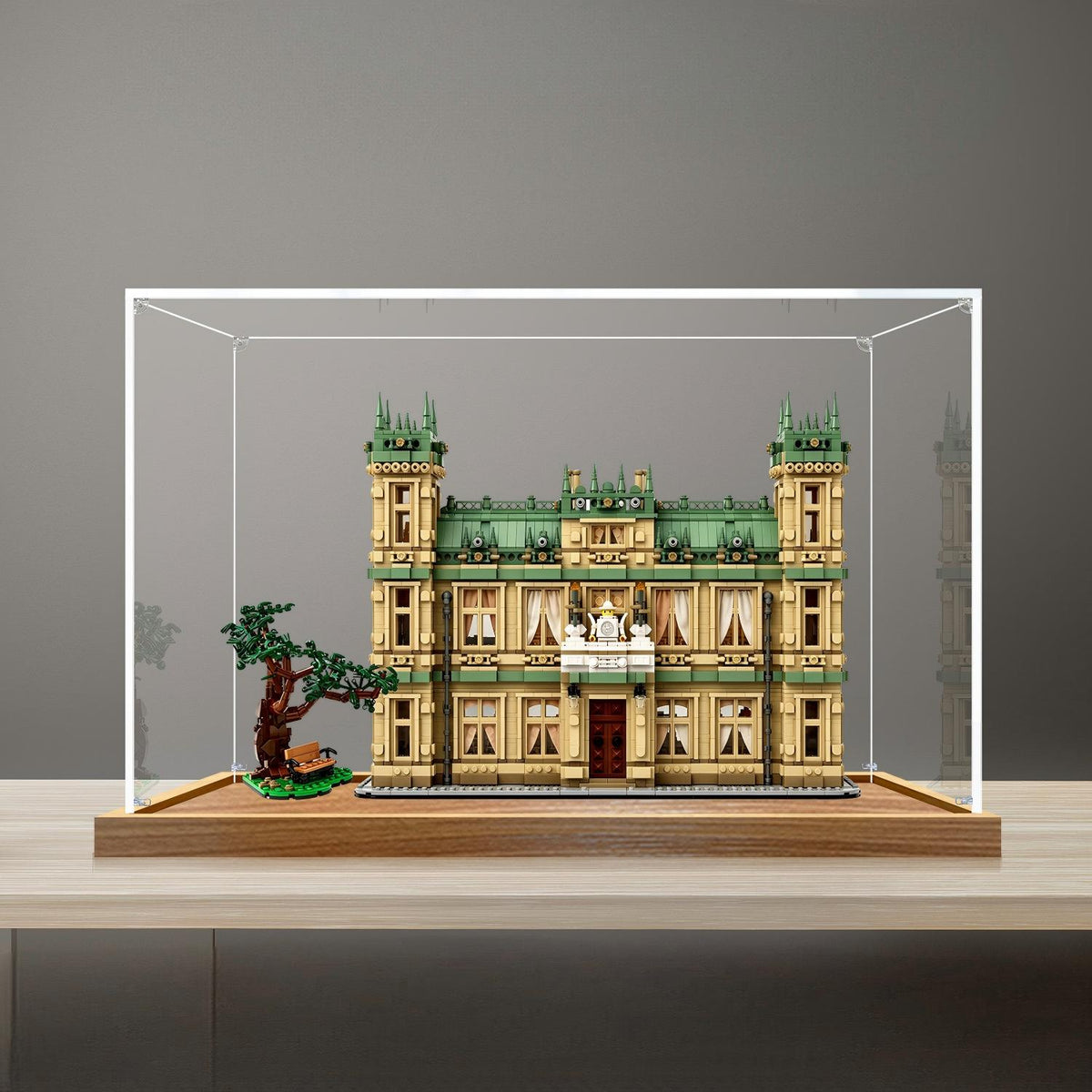 LEGO 21373 Downton Abbey Mirror Display Case with Wood Grain Base