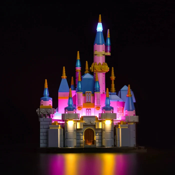 LEGO 40720 Mini Disney Dornröschen Schloss Spiegel Acryl Vitrine mit Ringlicht & UV-bedrucktem Hintergrund - Staubdichte Präsentationsvitrine