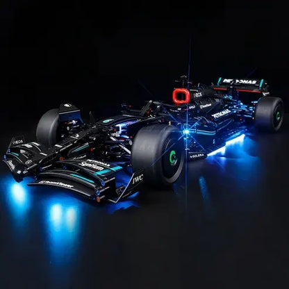 LEGO 42171 Mercedes-AMG F1 W14 E Performance Caixa de Exibição em Acrílico com Anel de Luz e Fundo Impresso em UV - Vitrine à Prova de Poeira