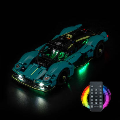 LEGO 42208 Aston Martin Valkyrie Spiegel-Acryl-Vitrine mit Ringlicht & UV-bedrucktem Hintergrund - Staubdichte Präsentationsvitrine
