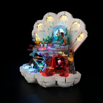 LEGO 43225 Kleine Meerjungfrau Königliche Muschel-Spiegel Vitrine aus Acryl mit Ringlicht & UV-bedrucktem Hintergrund - Staubdichte Ausstellung
