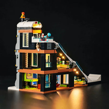 LEGO 60366 滑雪和攀岩中心亚克力展示盒，带环形灯和UV印刷背景 - 防尘展示柜