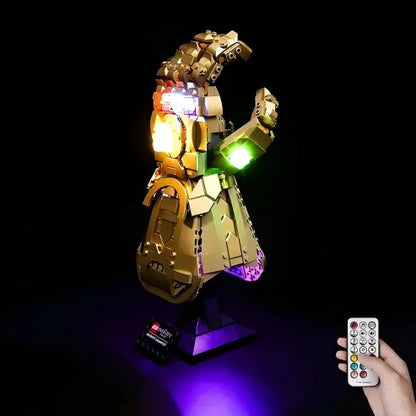 LEGO 76191 Vetrina Acrilica con Specchio Infinity Gauntlet con Anello Luminoso e Sfondo Stampato UV - Vetrina Antipolvere