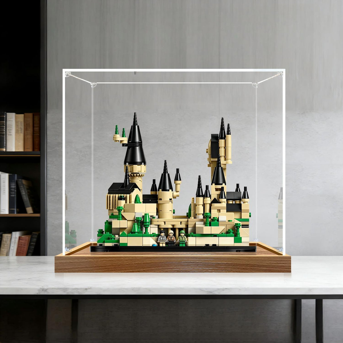 LEGO 40975 Mini Hogwarts Castle Mirror Display Case with Wood Grain Base