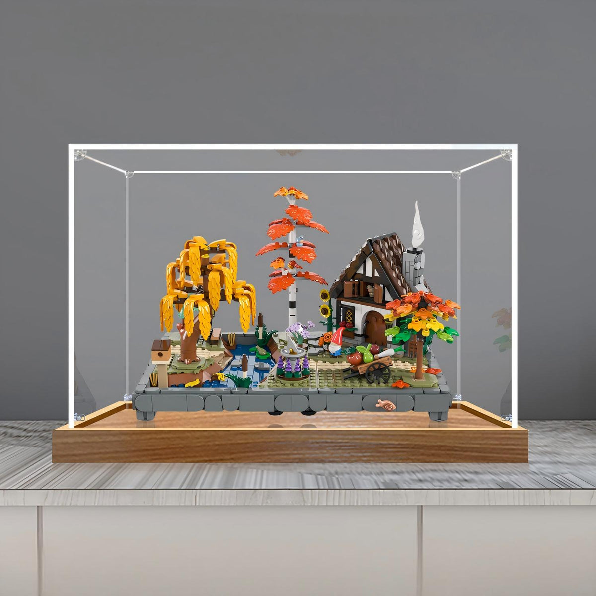 LEGO 11372 Autumn Cottage Garden Mirror Acrylic Display Case with Ring Light & UV-Printed Background - Dustproof Showcase