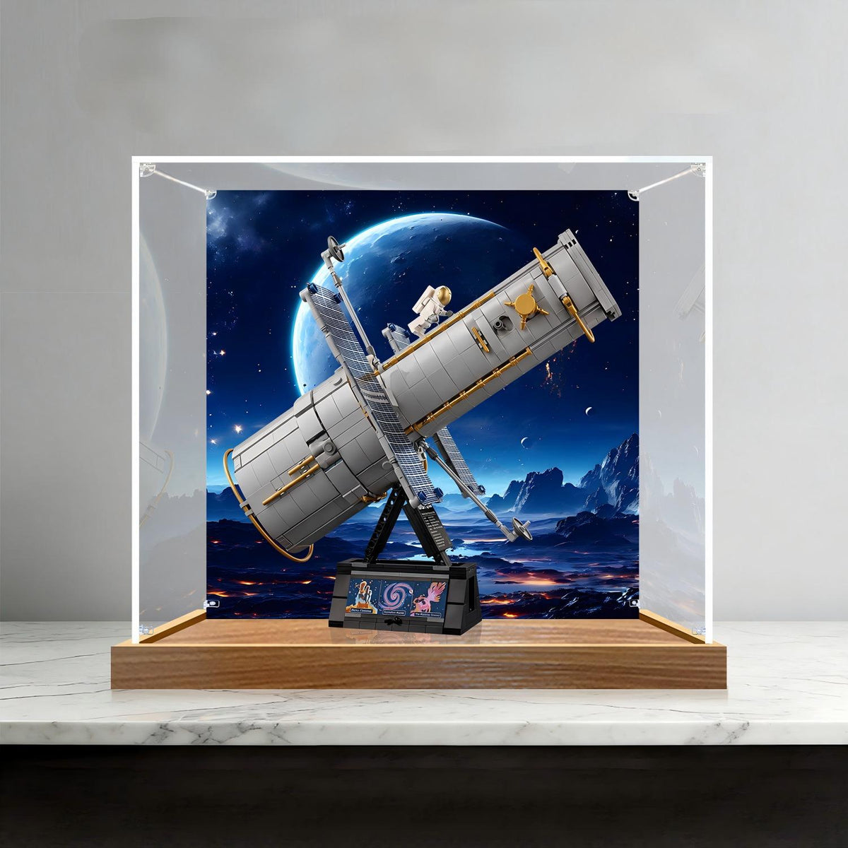 LEGO 11382 Hubble-Weltraumteleskop-Spiegel-Acryl-Vitrinenbox mit Ringlicht & UV-bedrucktem Hintergrund - Staubgeschützte Vitrine