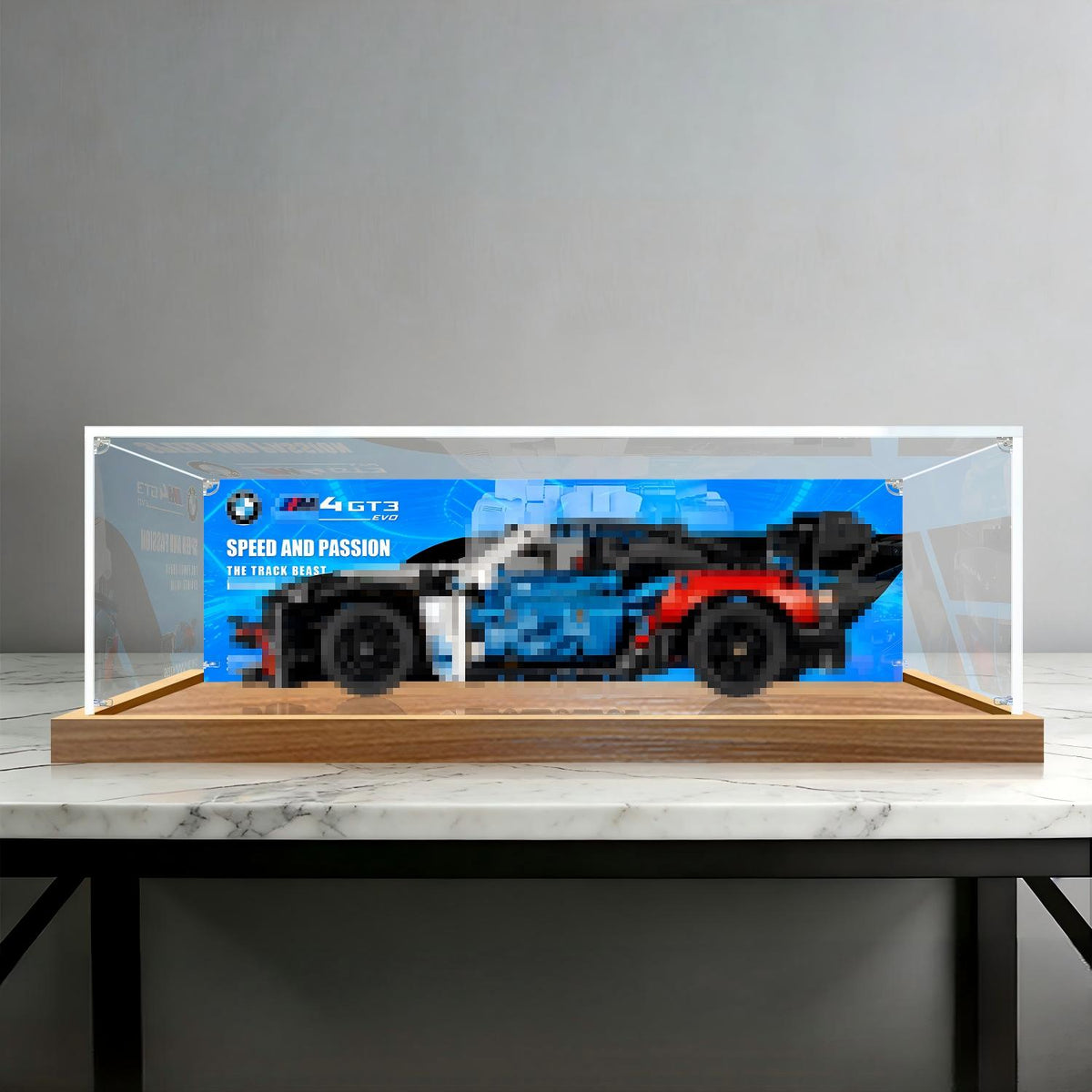 LEGO 42226 BMW M4 GT3 EVO 镜面亚克力展示盒，带环形灯和UV印刷背景 - 防尘展示柜