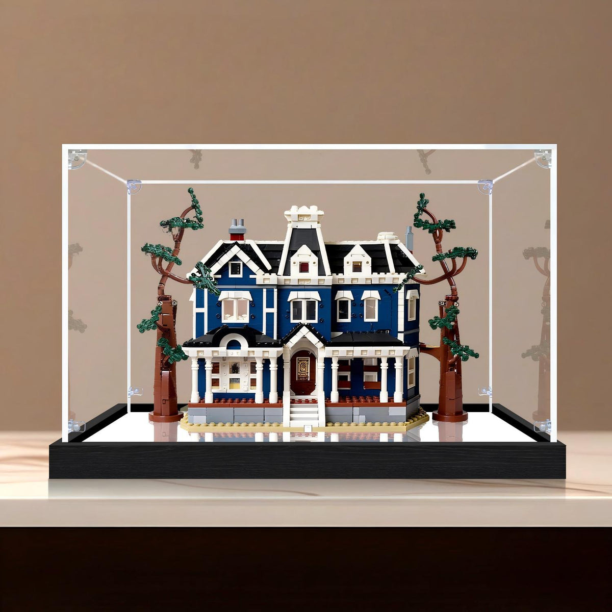 LEGO 11370 The Creel House Mirror Acrylic Display Case with Ring Light & UV-Printed Background - Dustproof Showcase