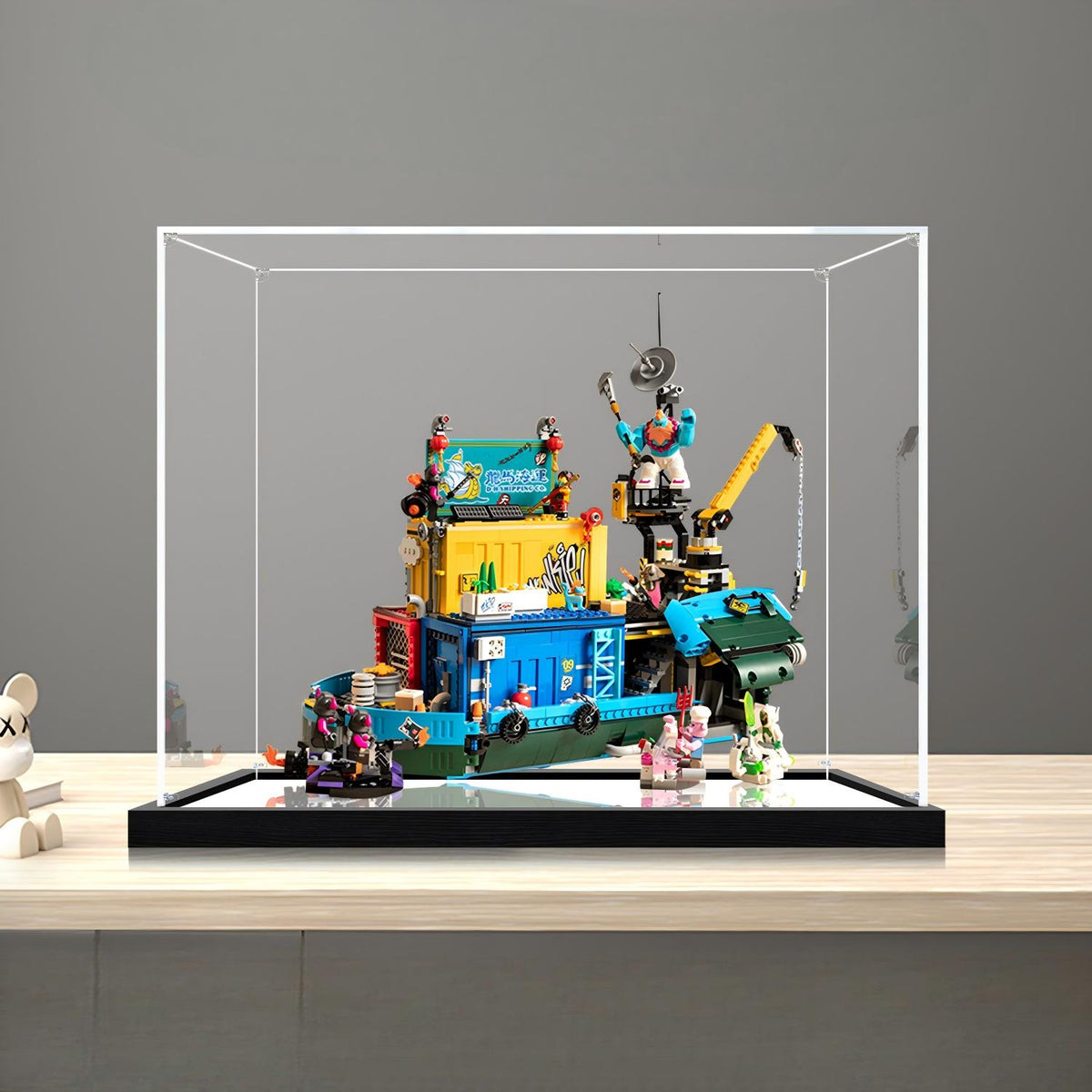 LEGO 80013 Quartel Secreto da Equipe do Monkie Kid - Caixa de Exibição de Acrílico Espelhado com Luz de Anel e Fundo Impresso em UV - Vitrine à Prova de Poeira