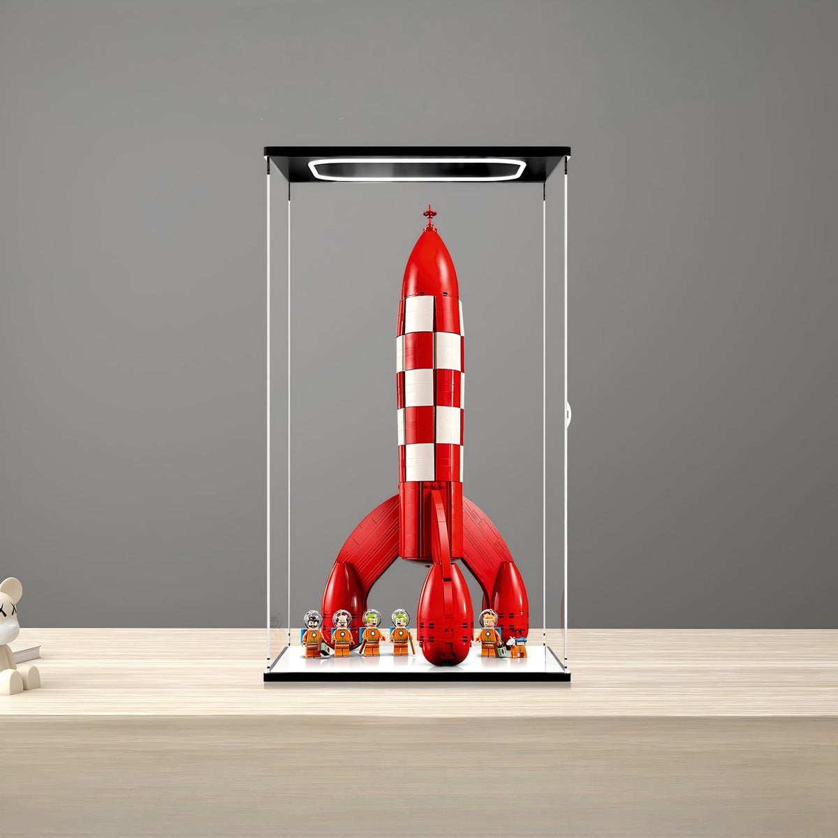 LEGO 21367 Tintin Moon Rocket Vitrine de Exibição em Acrílico com Espelho, Anel de Luz e Fundo Impresso em UV - Mostruário à Prova de Poeira