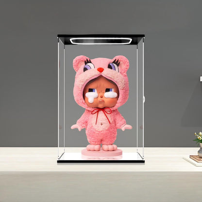 Pop Mart Crybaby 镜面亚克力展示盒，带环形灯和UV印刷背景 - 防尘展示柜