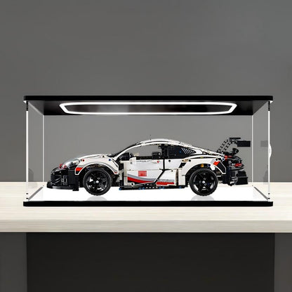 LEGO 42096 Porsche 911 RSR Vetrina Acrilica con Anello Luminoso e Sfondo Stampato UV - Custodia Antipolvere