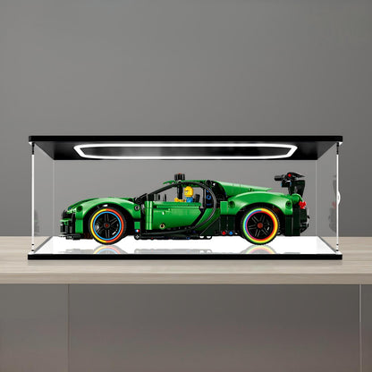 LEGO 42241 Technic Green Bugatti Chiron Pur Sport Hypercar Montre Akryl Display Etui med Ringlys og UV-printet Baggrund - Støvtæt Vitrine