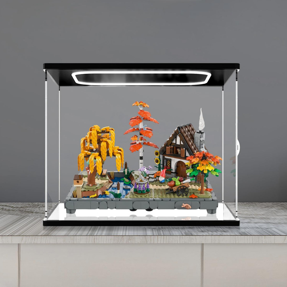 LEGO 11372 Autumn Cottage Garden Mirror Acrylic Display Case with Ring Light & UV-Printed Background - Dustproof Showcase