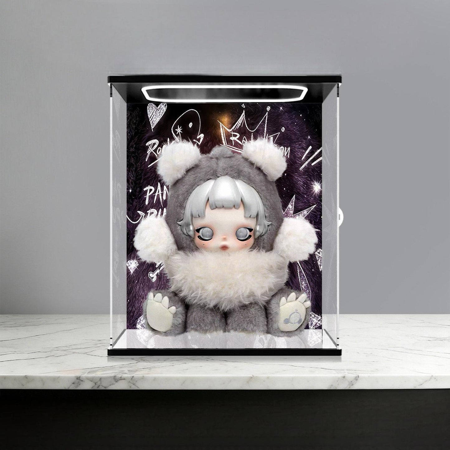 Pop Mart SP Bear Panpan Plush Figure Mirror Acrylic Display Case with Ring Light & UV-Printed Background - Dustproof Showcase