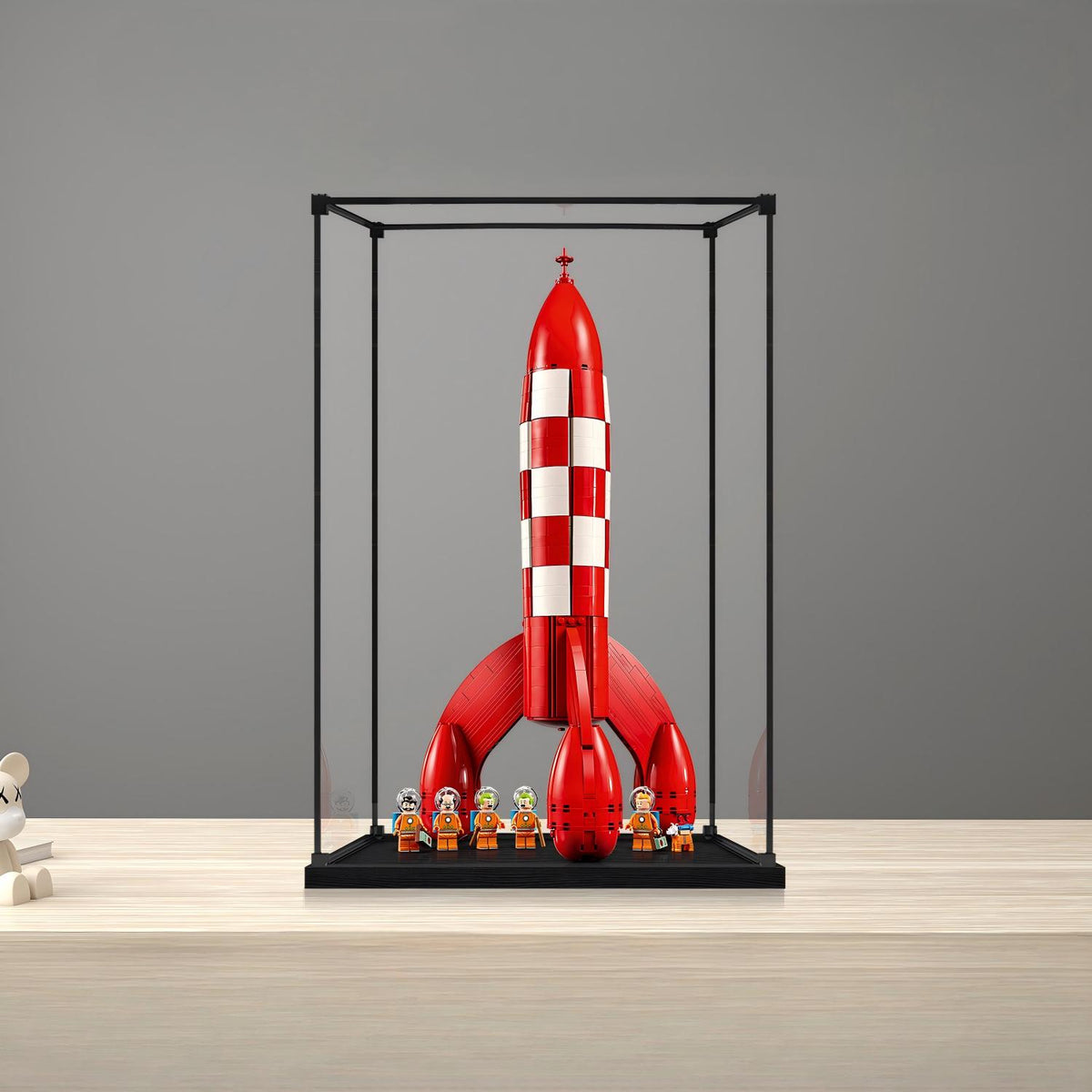 LEGO 21367 Tintin Moon Rocket Vitrine de Exibição em Acrílico com Espelho, Anel de Luz e Fundo Impresso em UV - Mostruário à Prova de Poeira