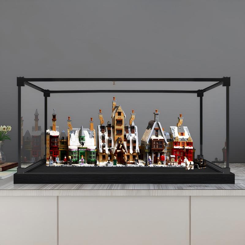 LEGO 76457 Hogsmeade Village - Collectors' Edition Mirror Acrylic Display Case with Ring Light & UV-Printed Background - Dustproof Showcase