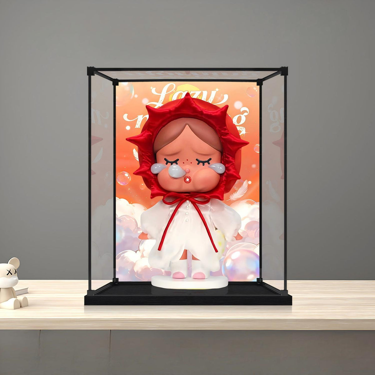 Caixa de Exibição de Acrílico com Espelho para Pop Mart Pucky Lazy Series com Luz de Anel e Fundo Impresso em UV - Vitrine à Prova de Poeira