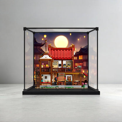 LEGO 80121 Antikes Mondblick-Gasthaus Spiegel-Acryl-Ausstellungsvitrine mit Ringlicht & UV-bedrucktem Hintergrund - Staubdichte Vitrine