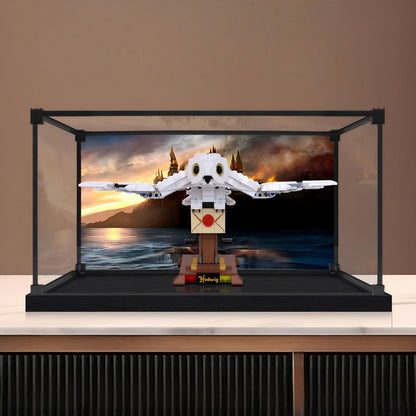 LEGO 75979 Hedwig Mirror Acrylic Display Case with Ring Light & UV-Printed Background - Dustproof Showcase