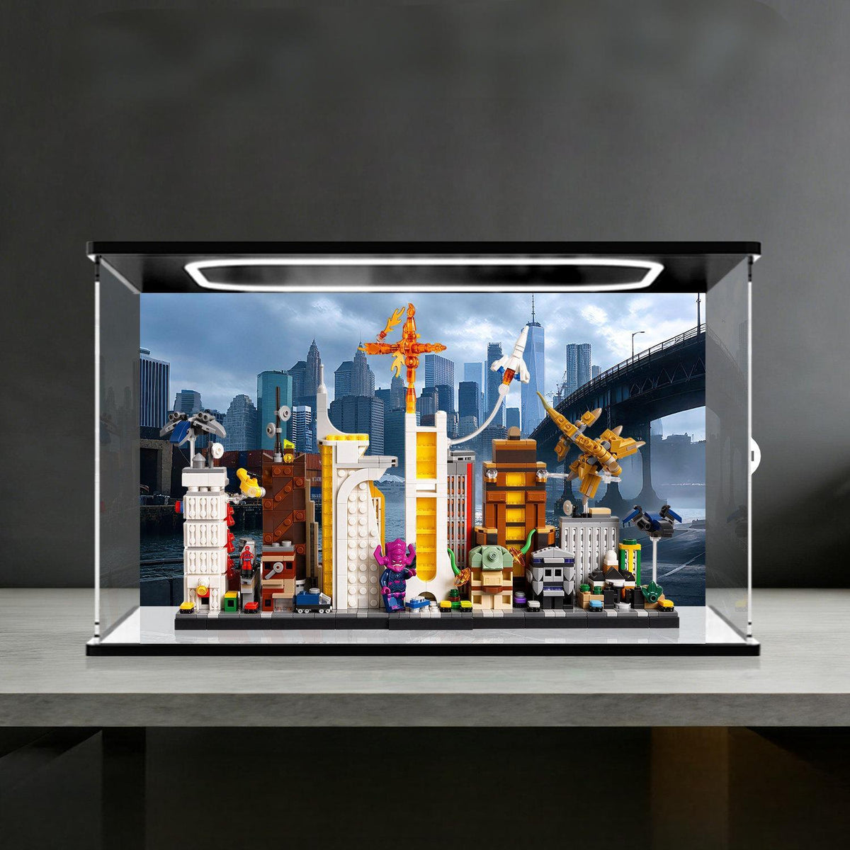 LEGO 67006 The Marvel Skyline display case with ring light and UV-printed background